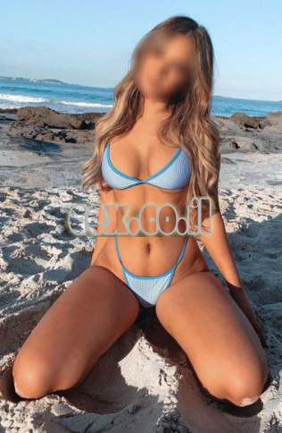 ללא תסביכים, 32, רומנטי